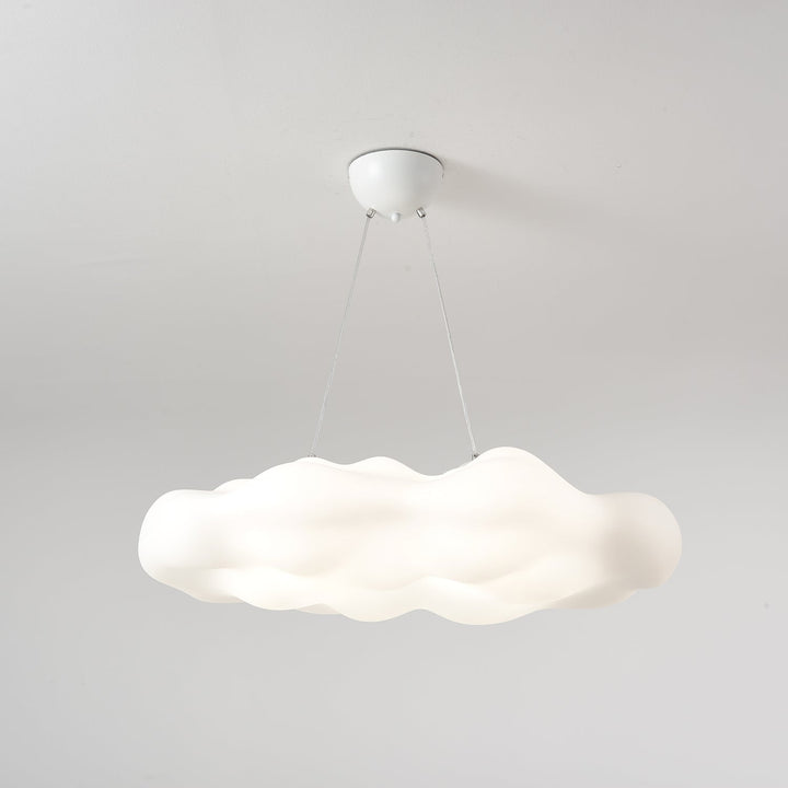Lampa wisząca w kształcie chmury