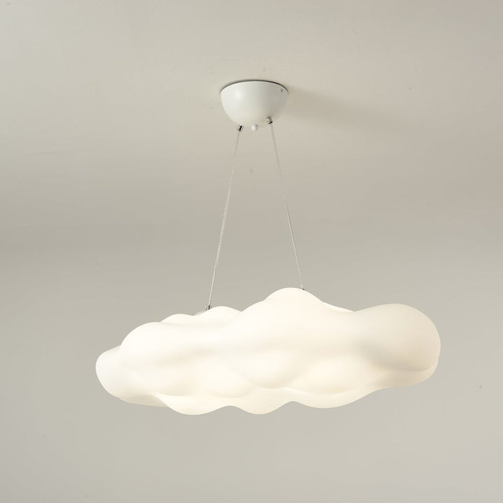 Lampa wisząca w kształcie chmury