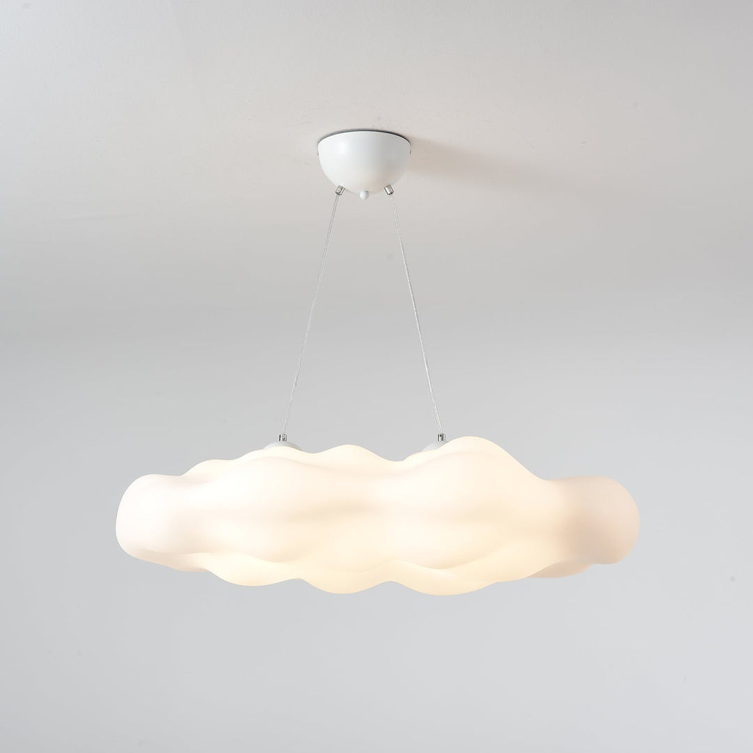 Lampa wisząca w kształcie chmury