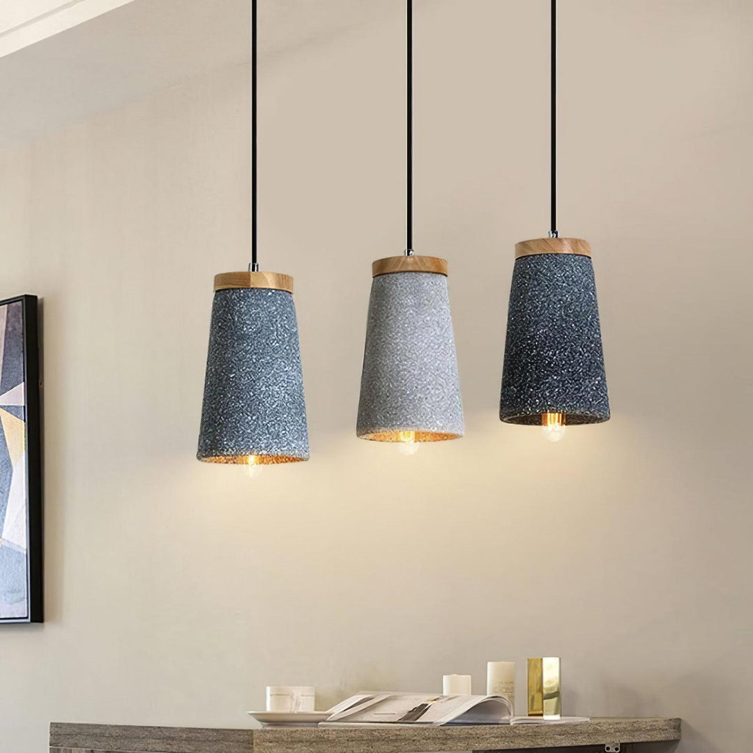 Lampa wisząca Coburg z drewna i cementu