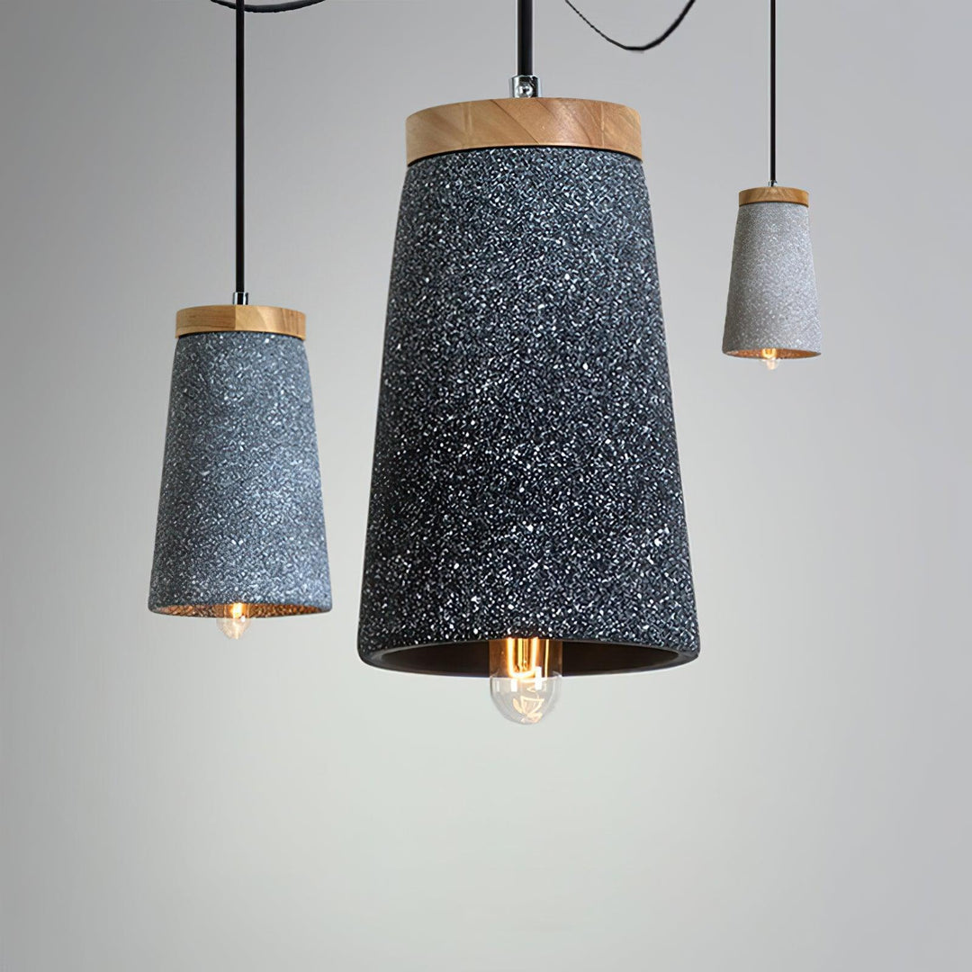 Lampa wisząca Coburg z drewna i cementu