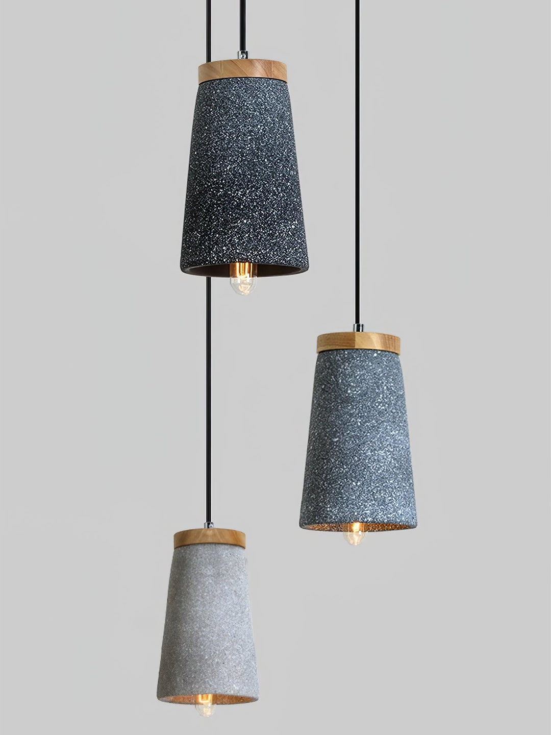 Lampa wisząca Coburg z drewna i cementu