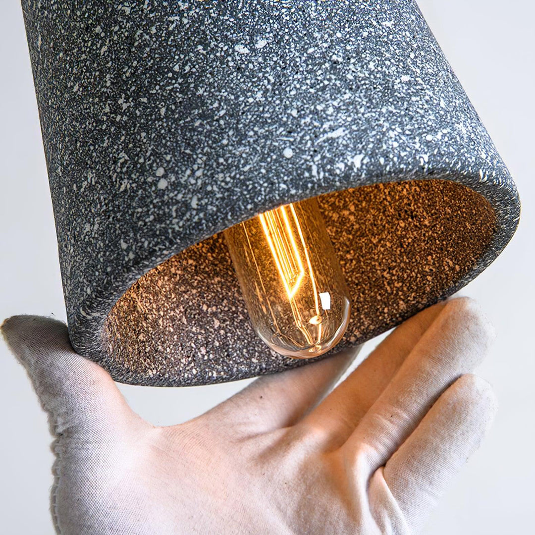 Lampa wisząca Coburg z drewna i cementu