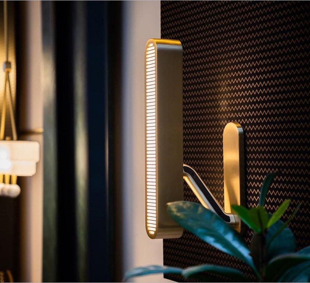Lampa ścienna Colt