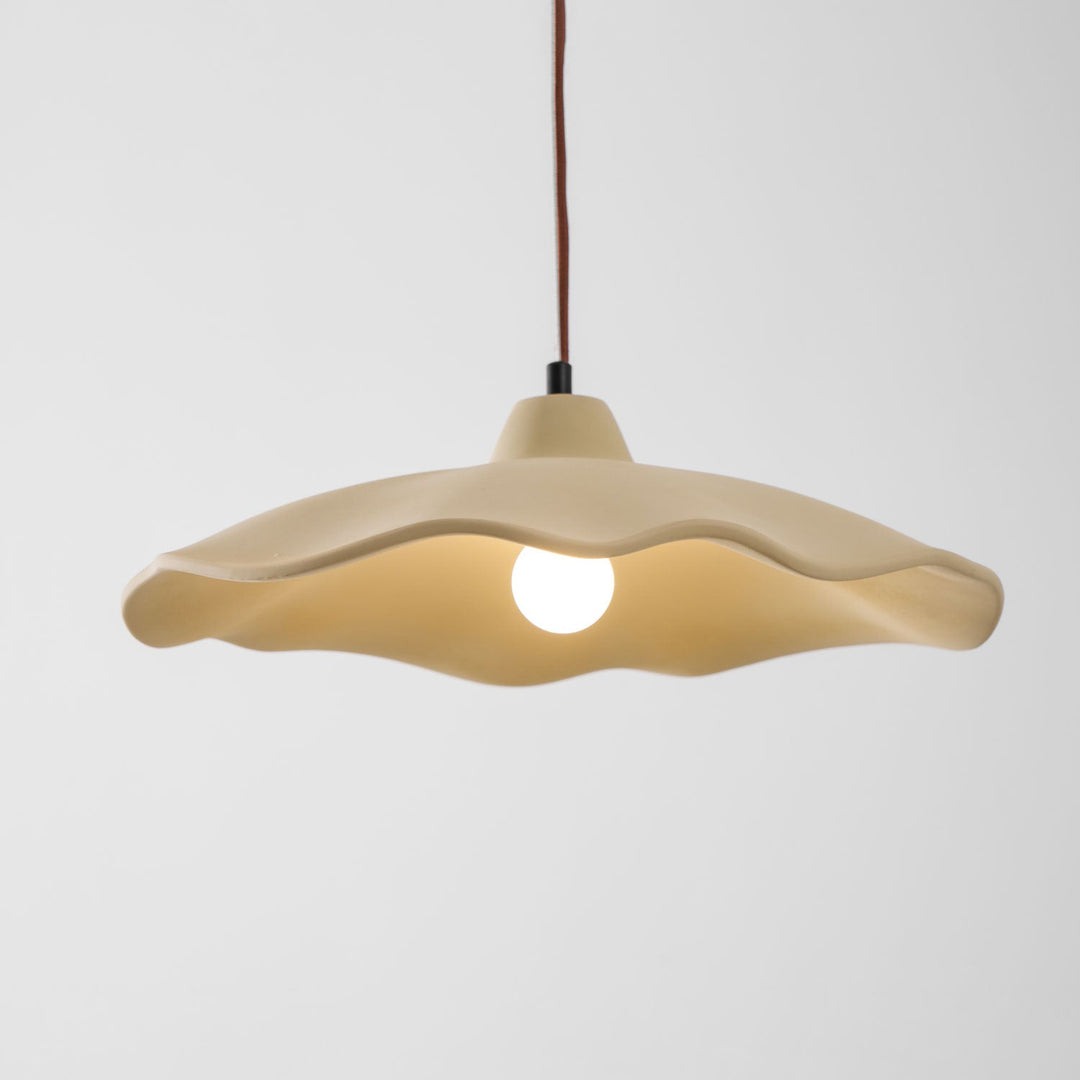 Betonowa Lampa Wisząca w Kształcie Płatka