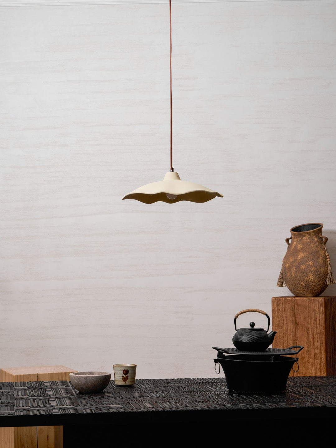 Betonowa Lampa Wisząca w Kształcie Płatka