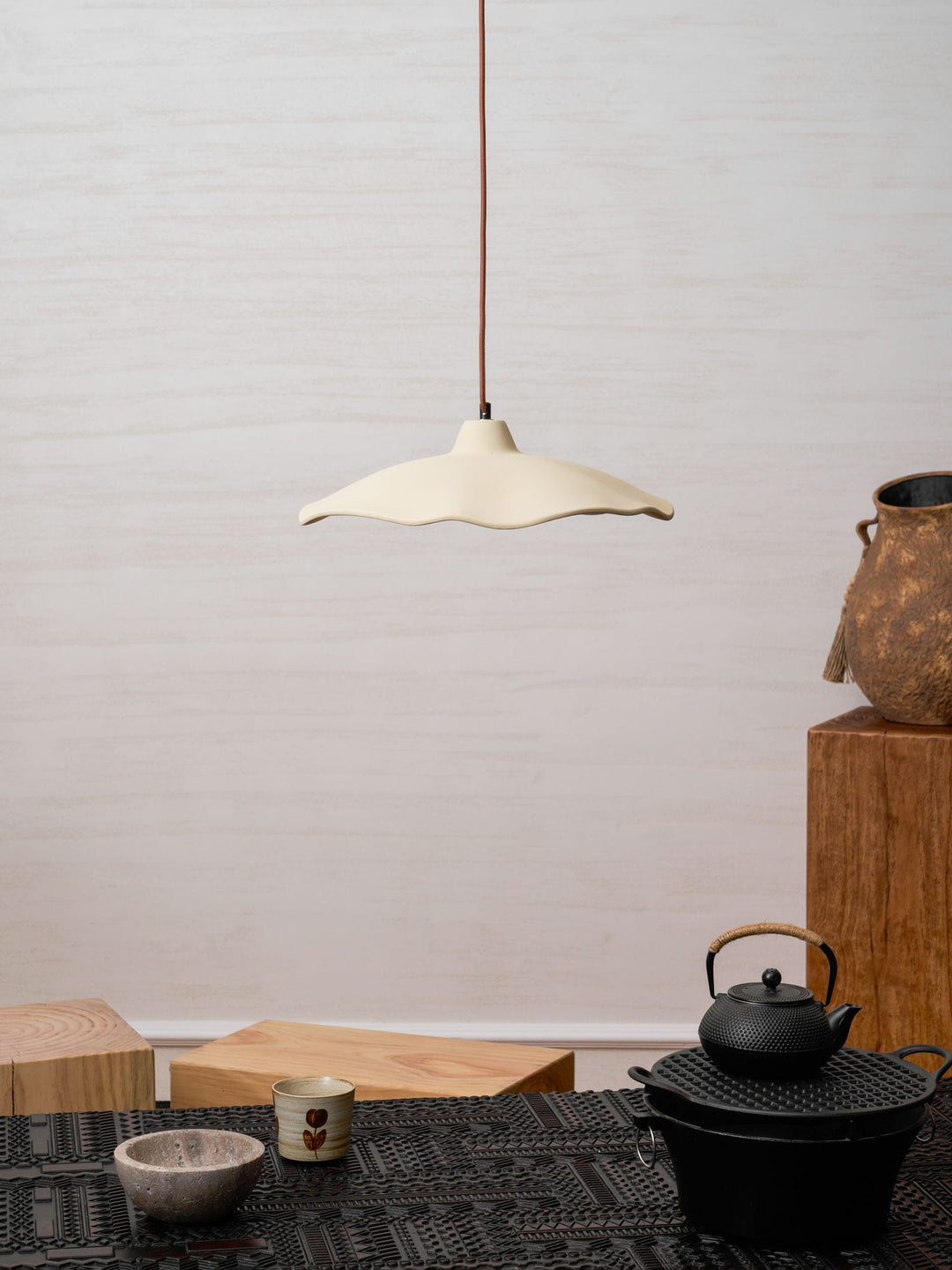 Betonowa Lampa Wisząca w Kształcie Płatka