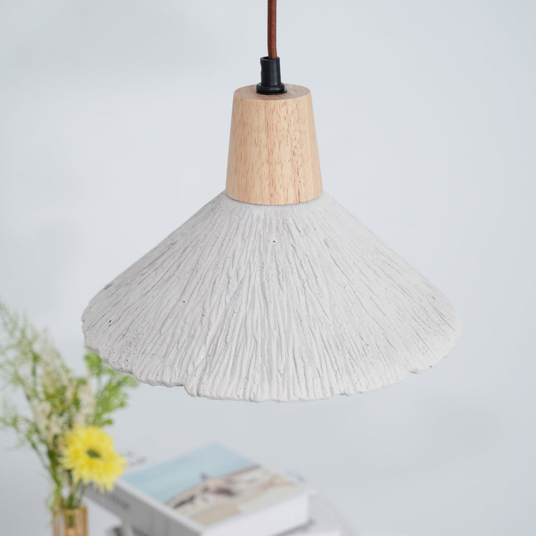 Lampa Wisząca Z Betonu Z Faldami