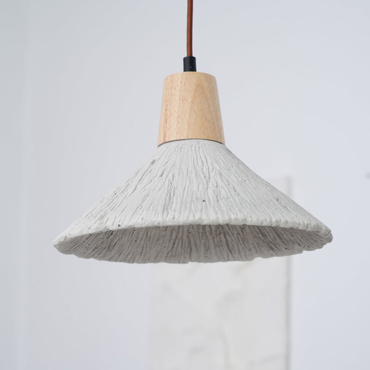 Lampa Wisząca Z Betonu Z Faldami