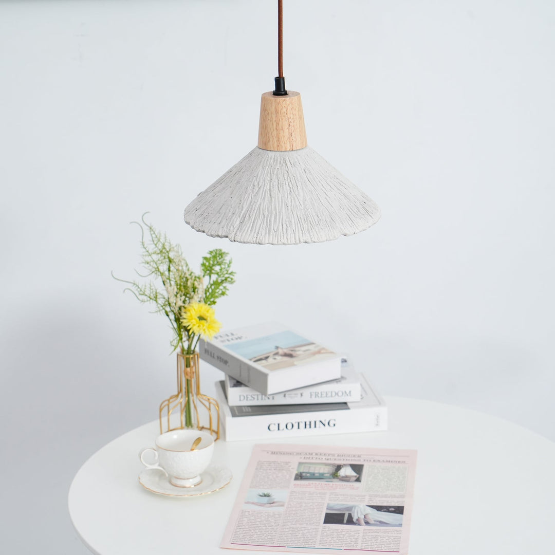 Lampa Wisząca Z Betonu Z Faldami