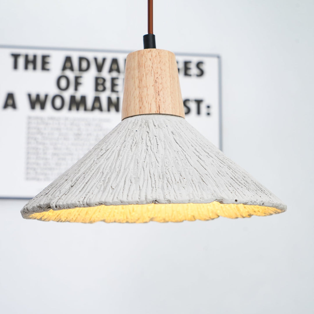 Lampa Wisząca Z Betonu Z Faldami