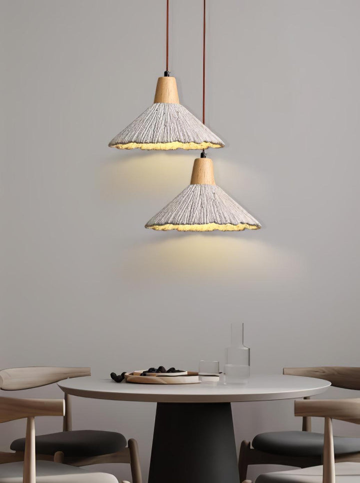 Lampa Wisząca Z Betonu Z Faldami