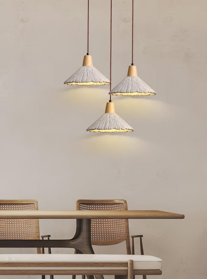 Lampa Wisząca Z Betonu Z Faldami