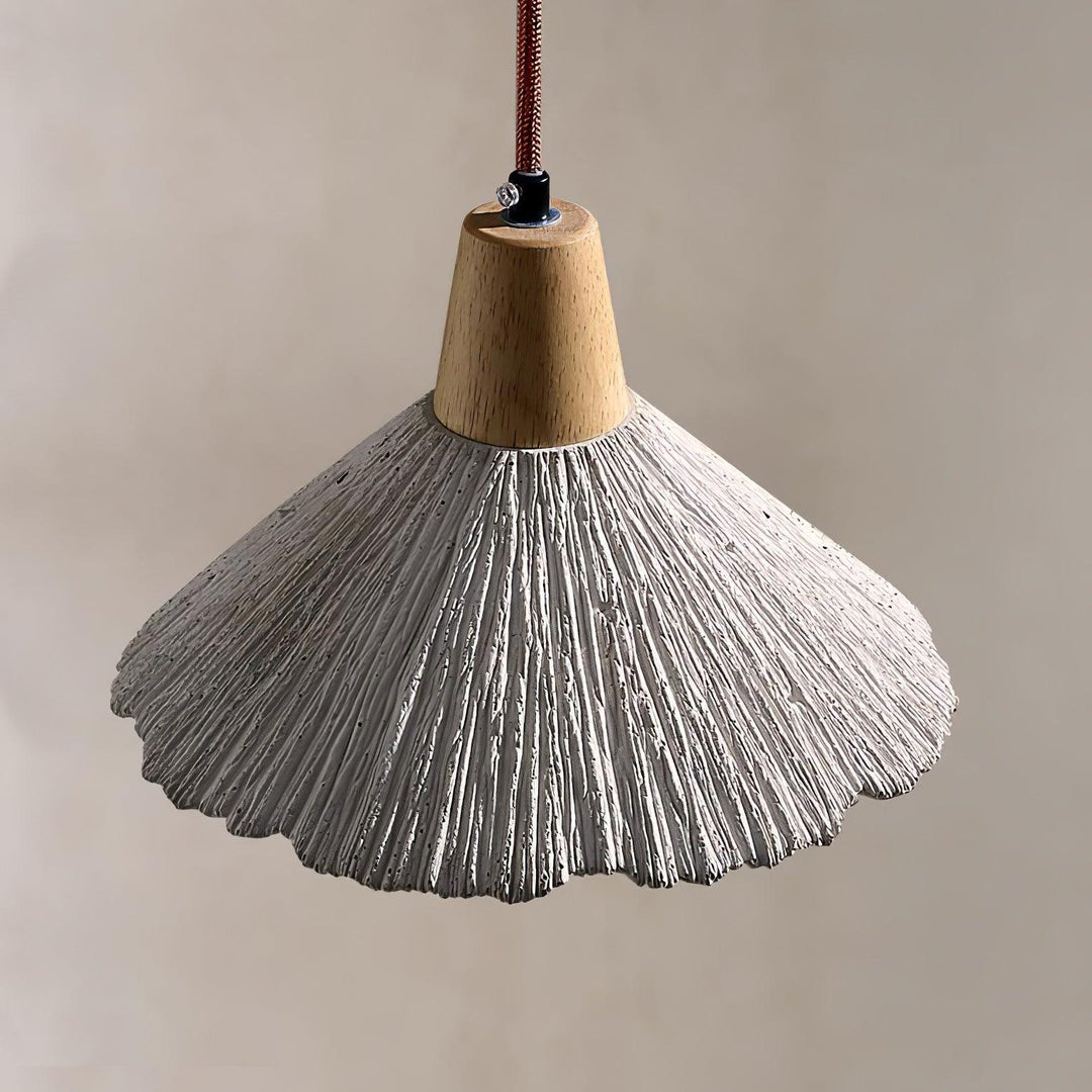 Lampa Wisząca Z Betonu Z Faldami