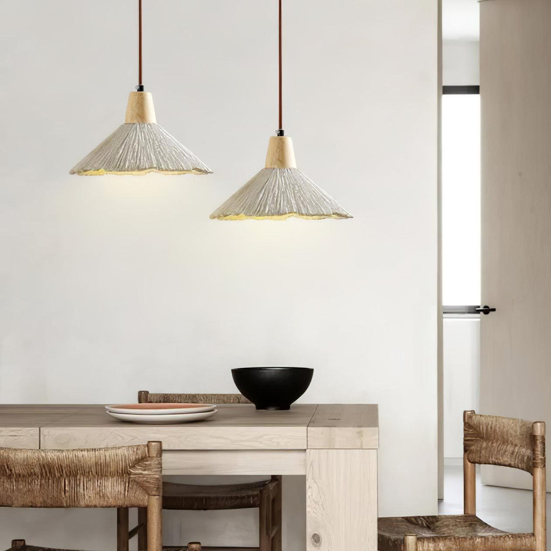 Lampa Wisząca Z Betonu Z Faldami