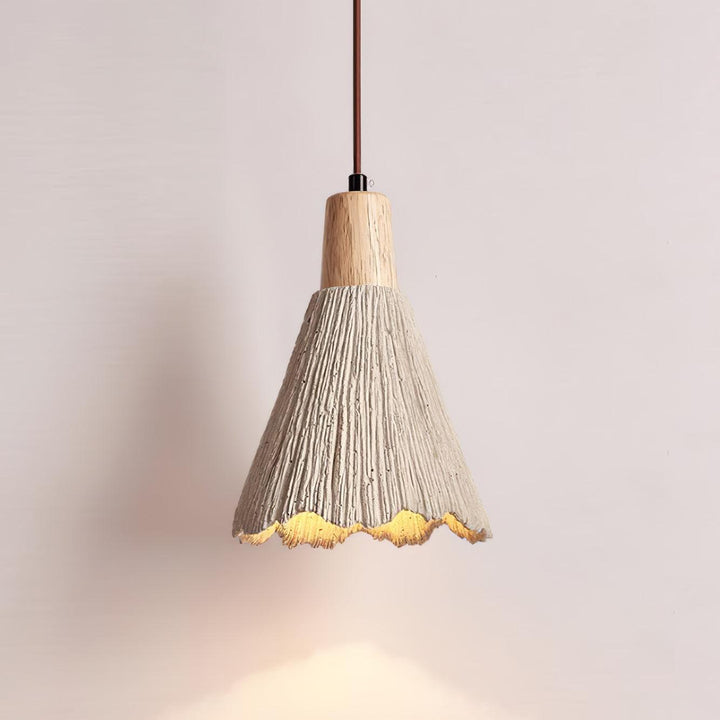 Lampa Wisząca Z Betonu Z Faldami