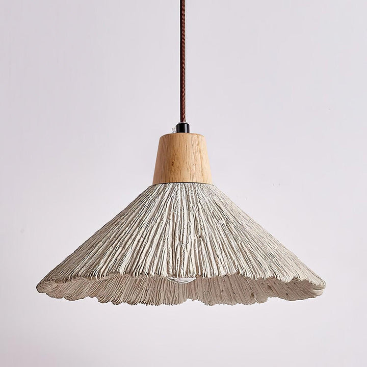 Lampa Wisząca Z Betonu Z Faldami