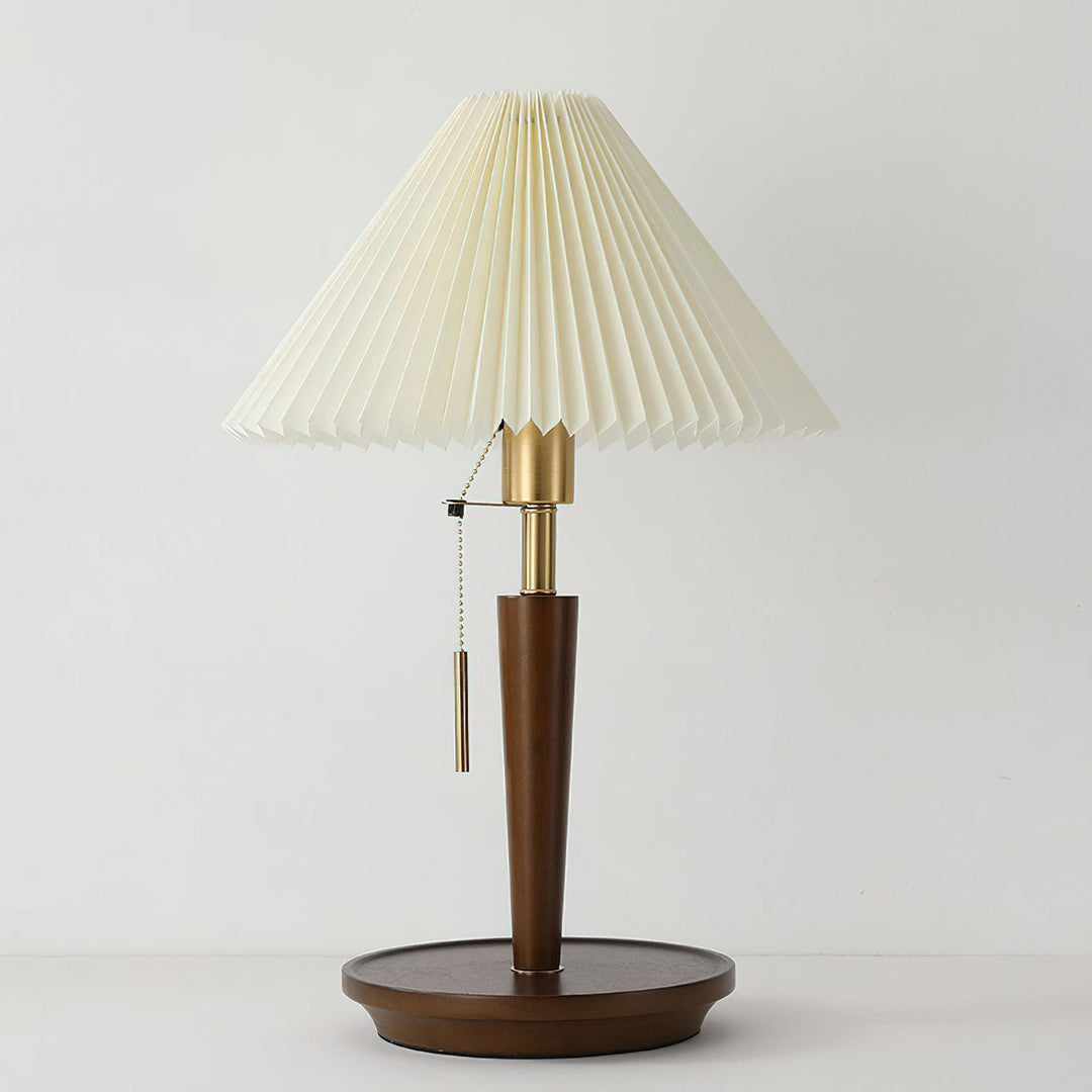 Lampa stołowa z plisowanym abażurem