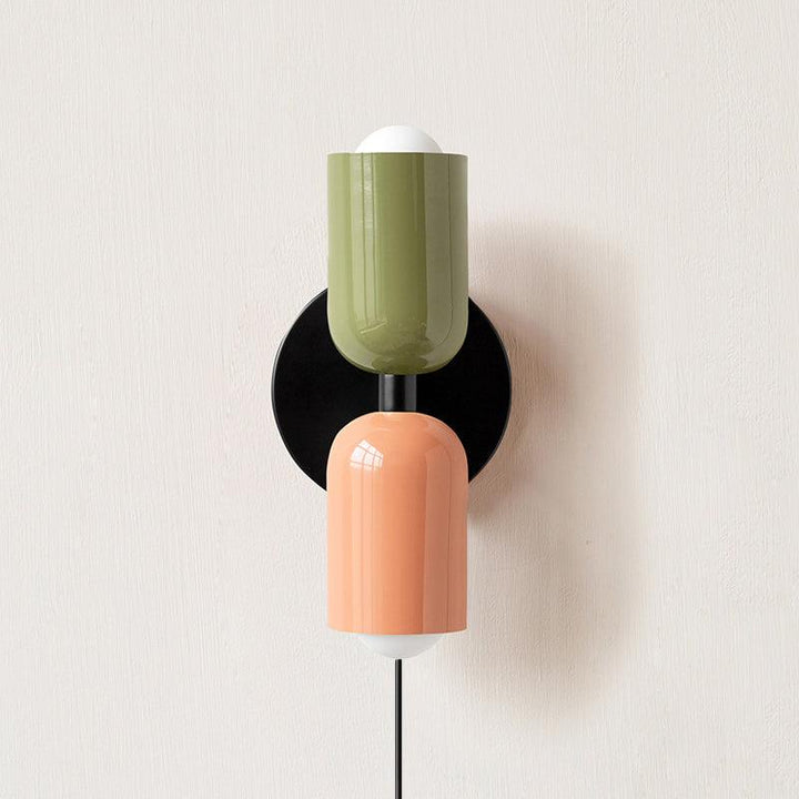 Lampka ścienna Couleur Double z wtyczką