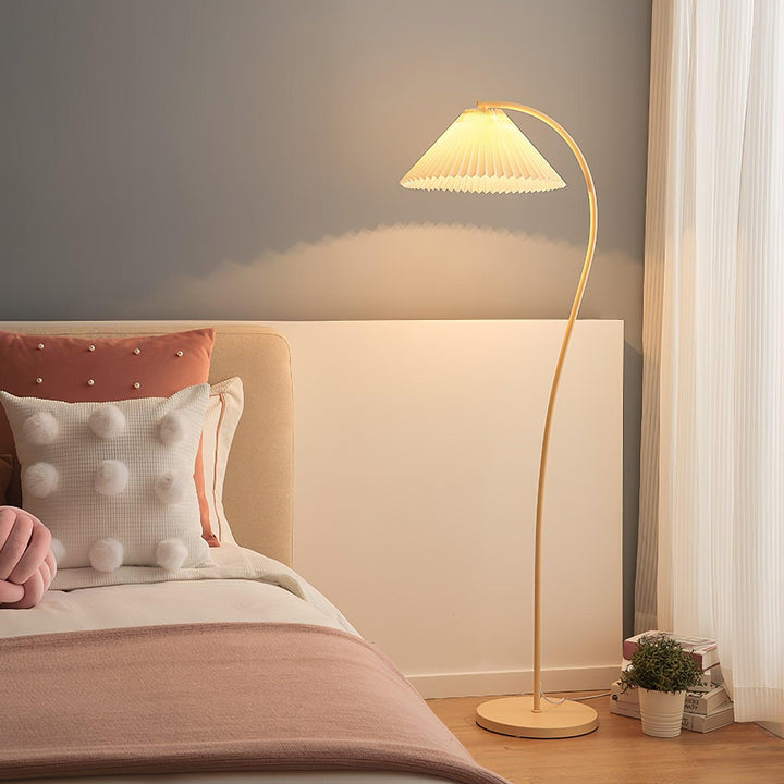 Lampa Podłogowa Crescini z Faldami