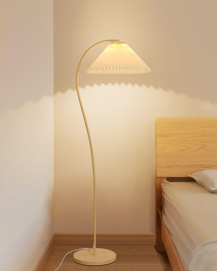 Lampa Podłogowa Crescini z Faldami