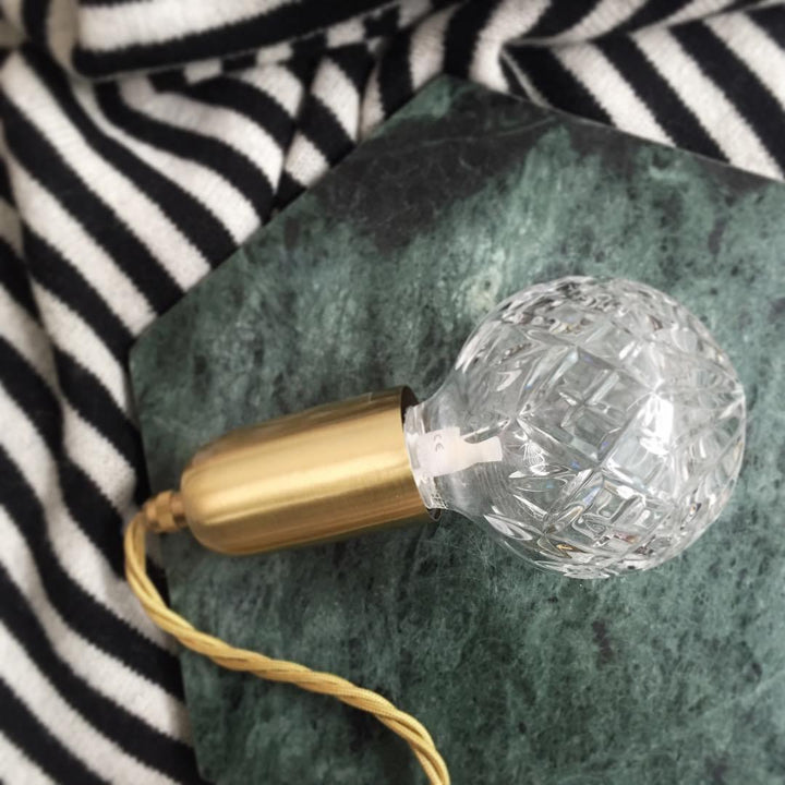 Lampa wisząca LED z kryształową żarówką
