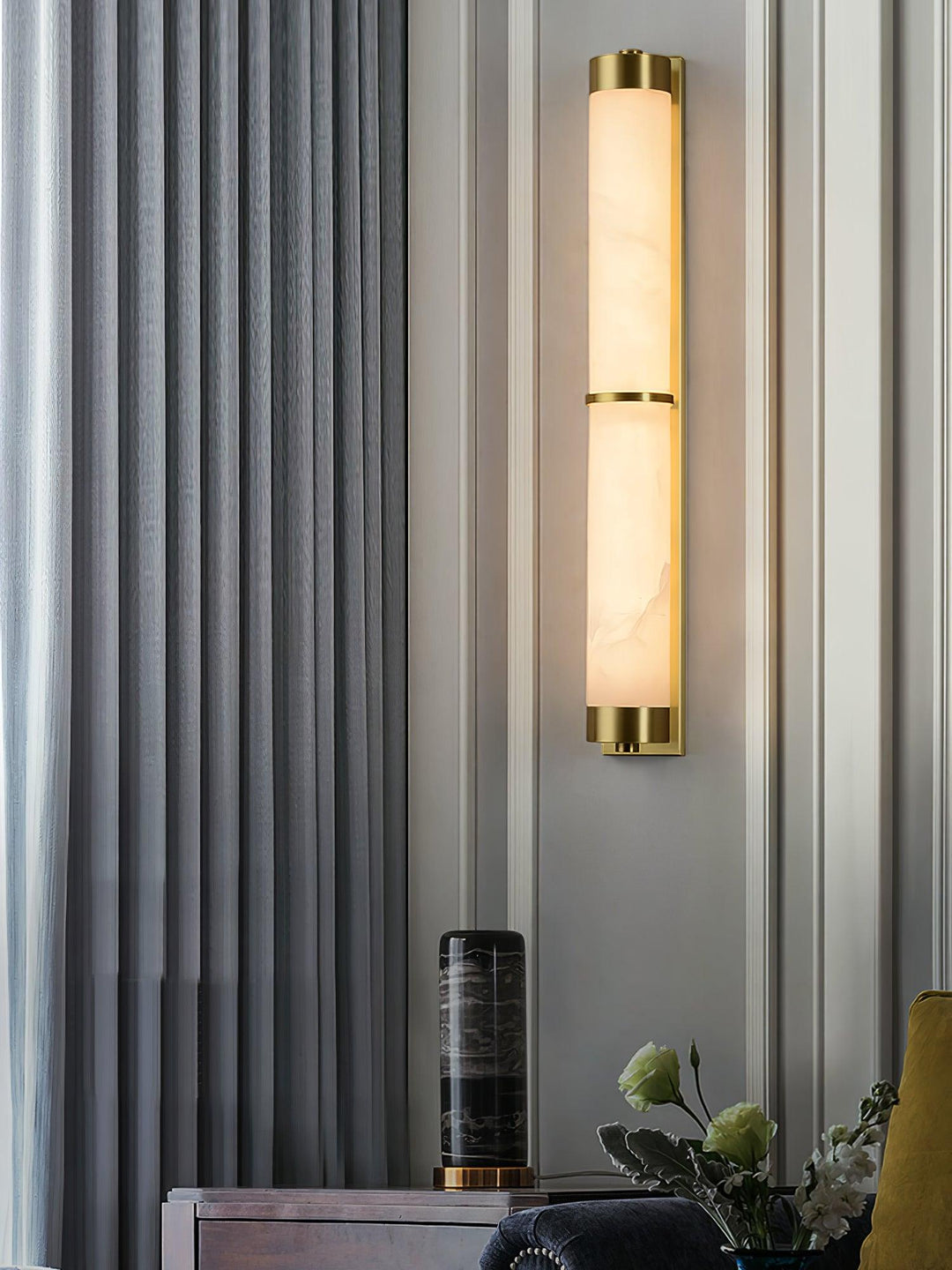 Lampa Ścienna Cylindra z Alabastru i Mosiądzu