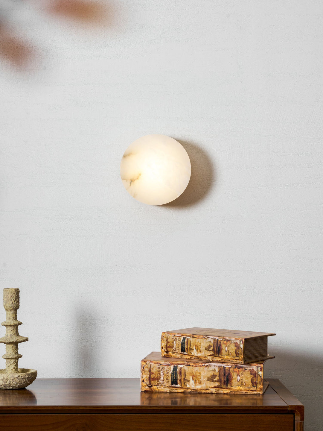 Cylindryczna Lampa Ścienna z Alabastru