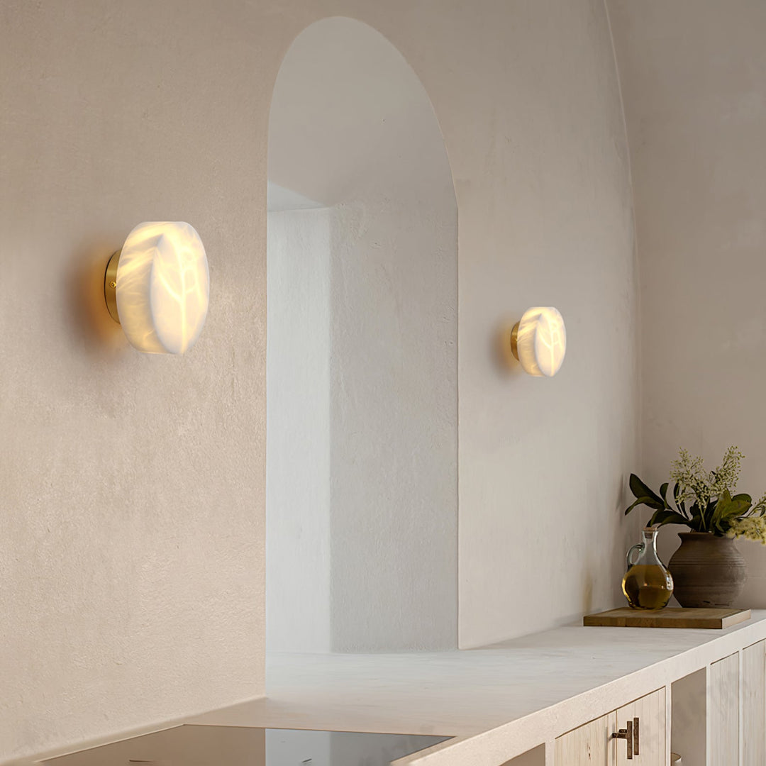 Cylindryczna Lampa Ścienna z Alabastru
