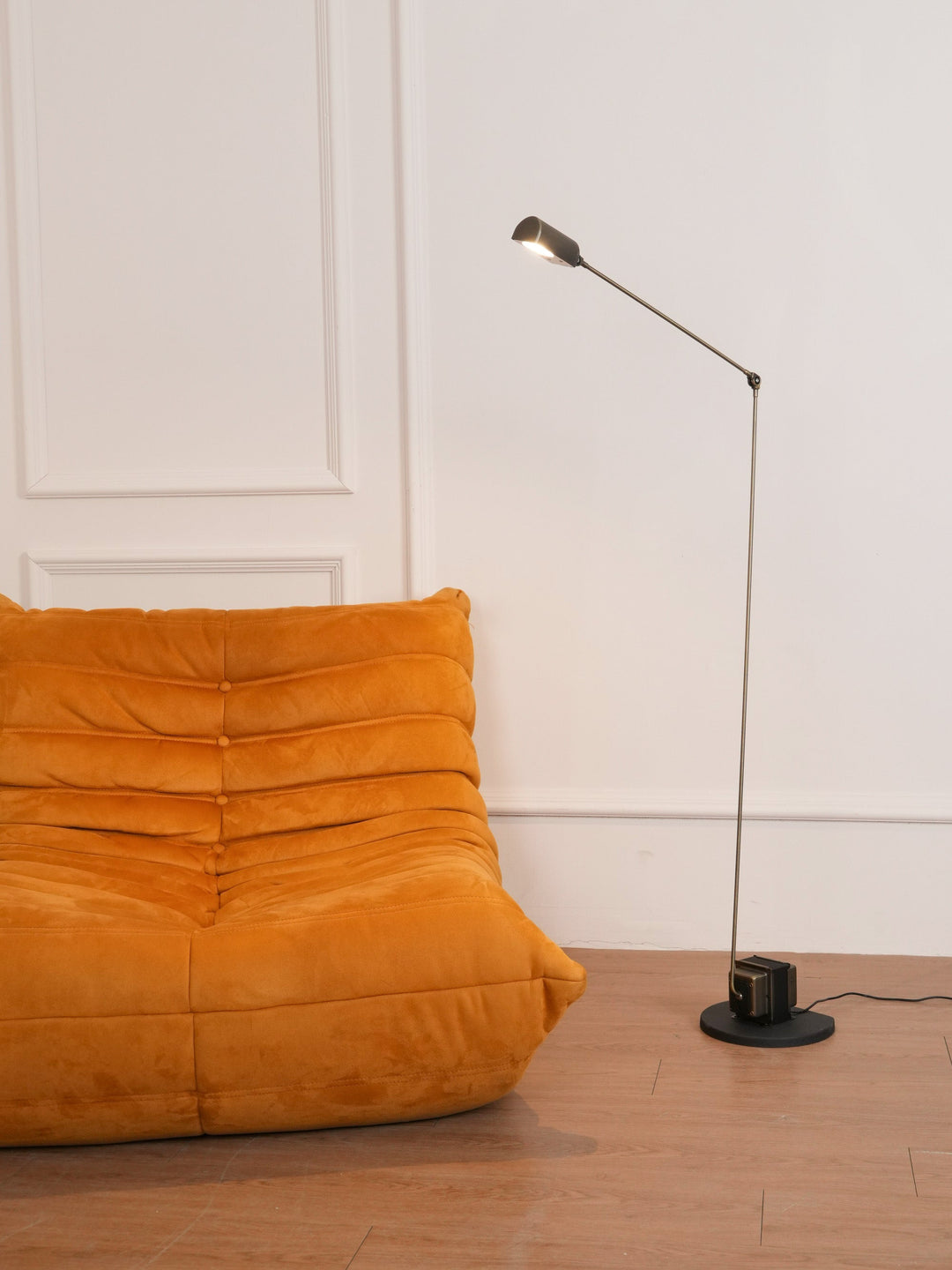 Lampa Podłogowa Dynamo