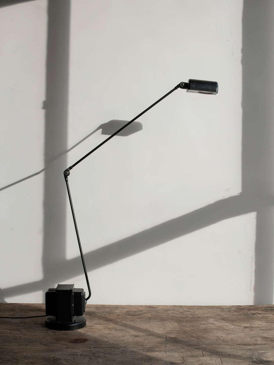 Lampa Stołowa Dynamo