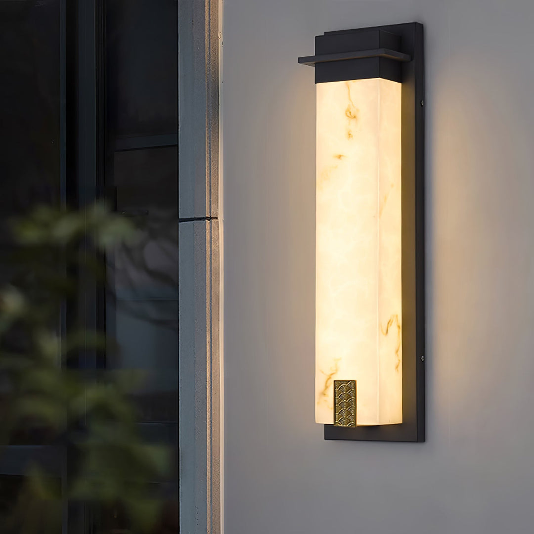 Lampa Ścienna Delaney na Zewnątrz