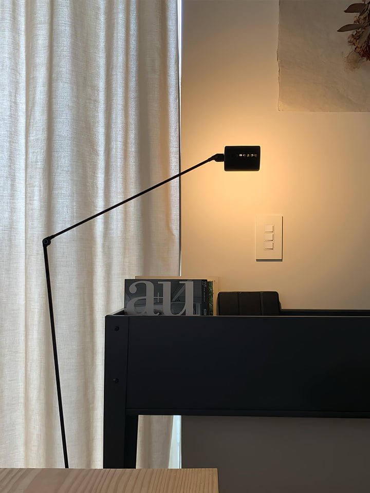 Lampa Podłogowa Dynamo