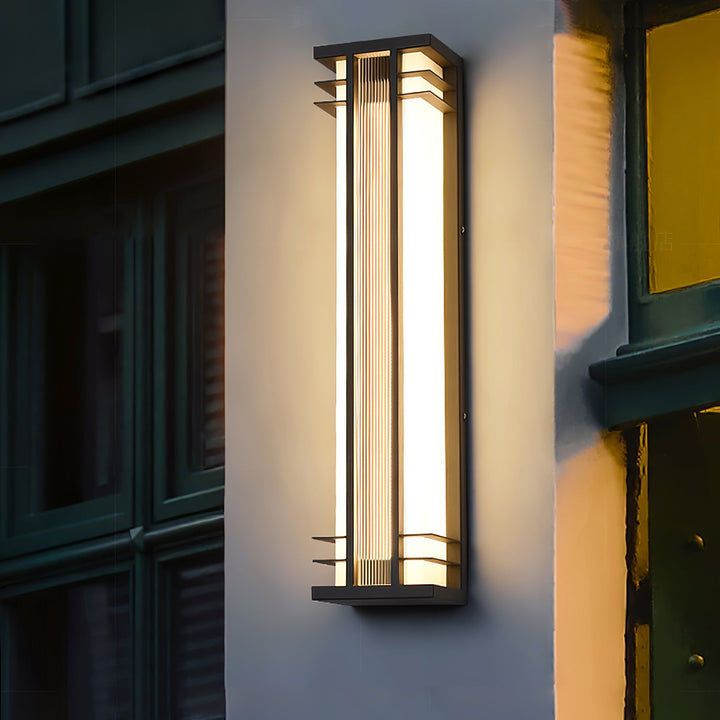 Lampa ścienna na zewnątrz z podwójną osią