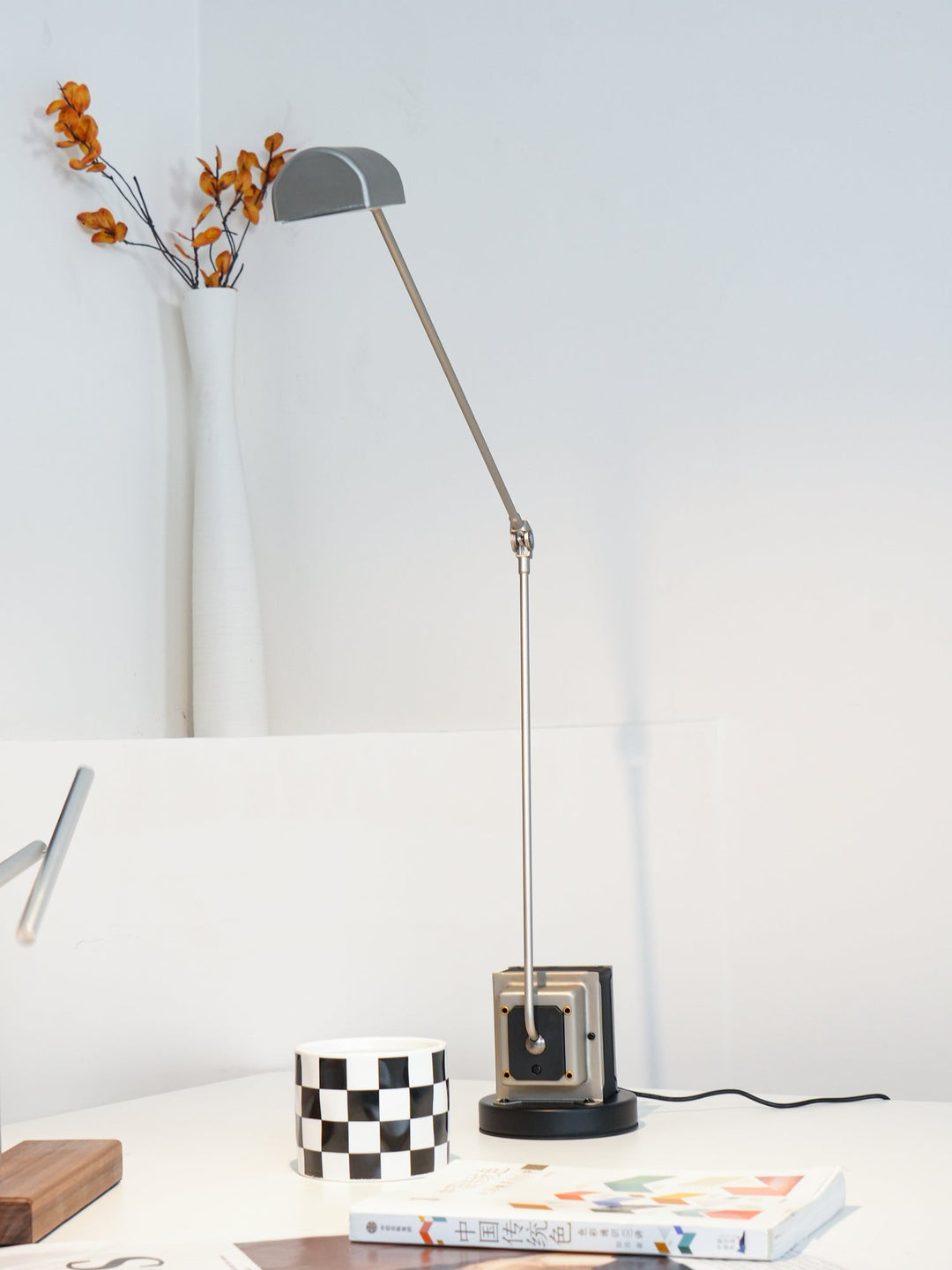 Lampa Stołowa Dynamo