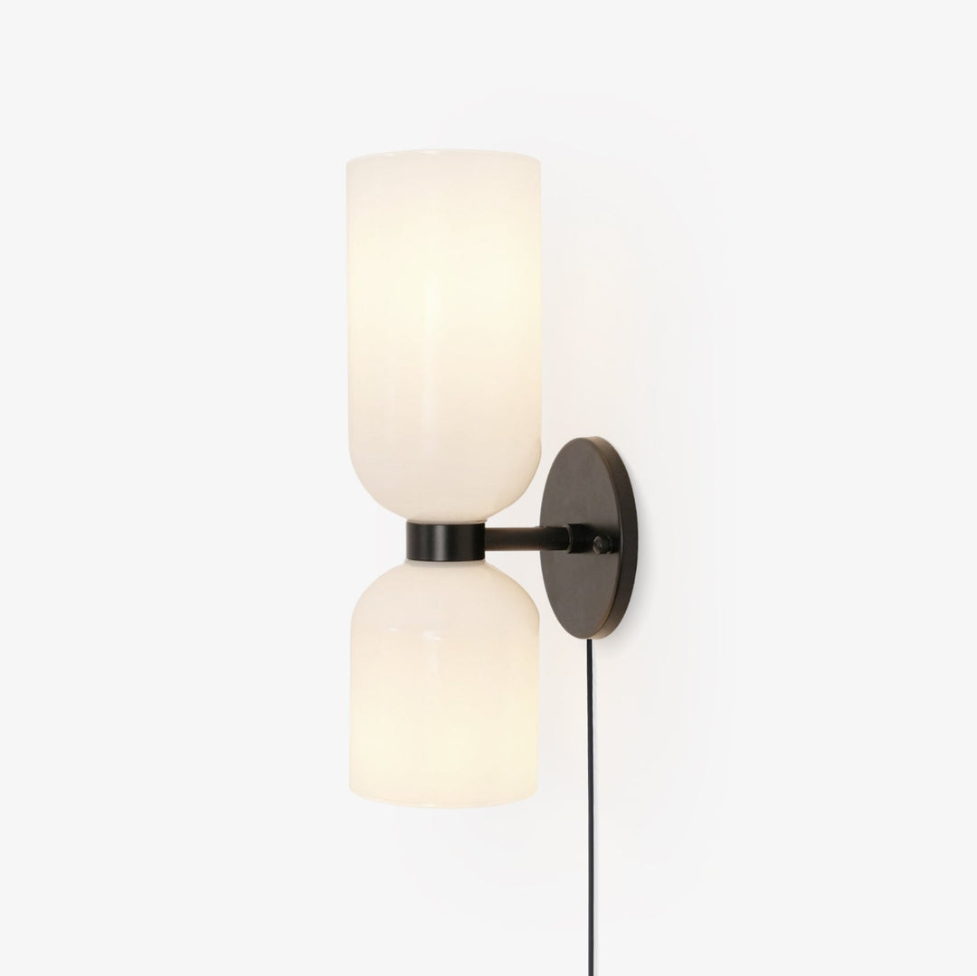 Lampa ścienna Edie z wtyczką