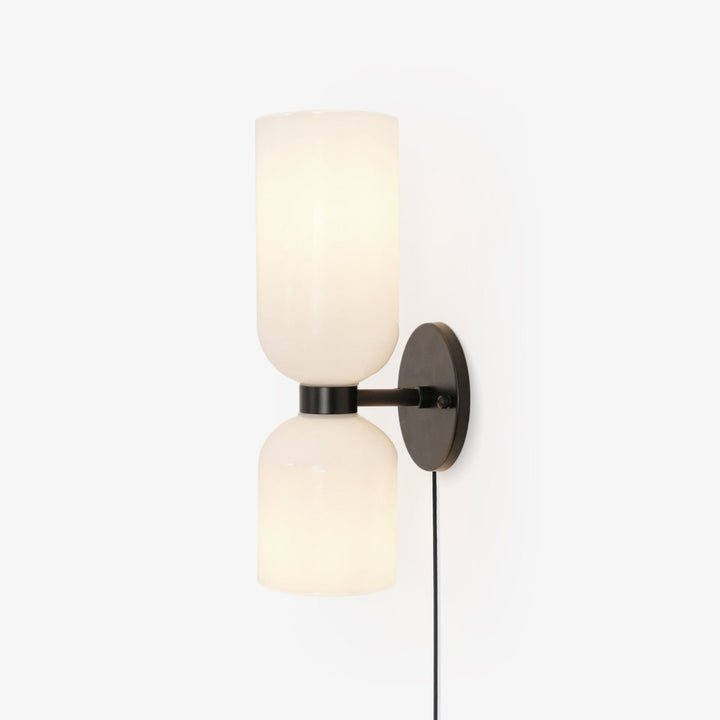 Lampa ścienna Edie z wtyczką