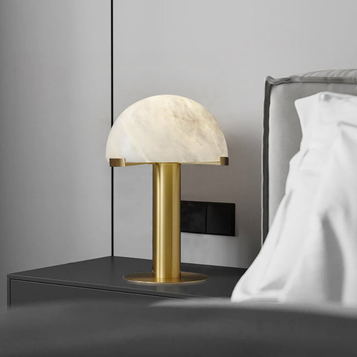 Elegancka Lampa Stołowa Alabastrowa