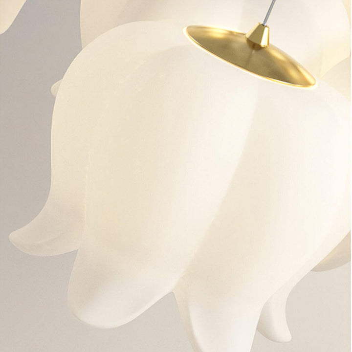 Elegancka Lampa Wisząca z Kwiatowym Motywem