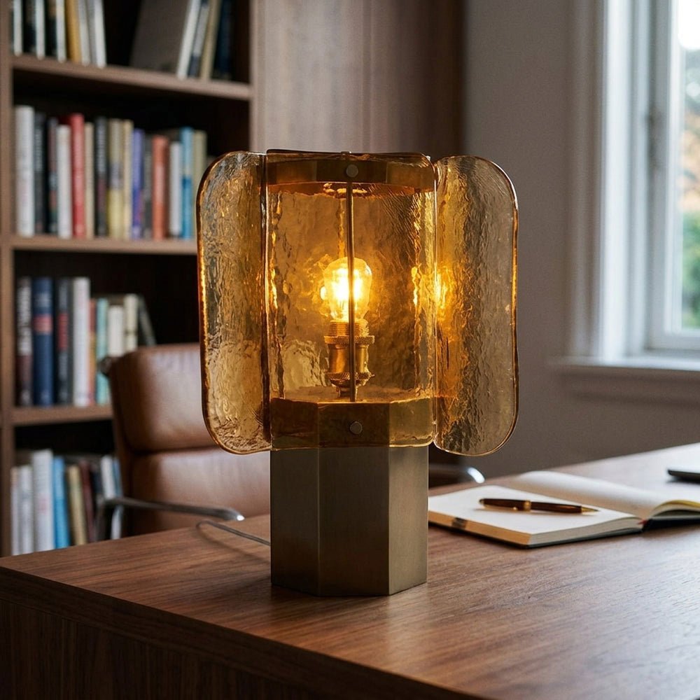 Lampa stołowa Aurelia z szklanym kloszem