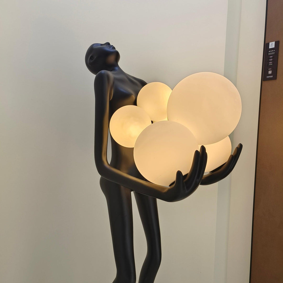 Lampa Podłogowa Rzeźba Embrace
