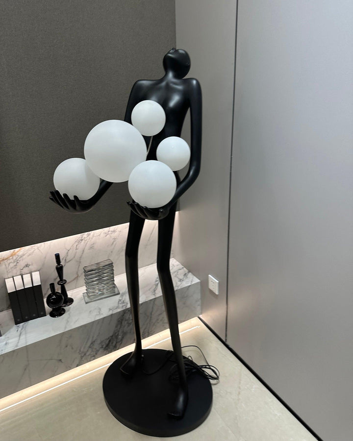 Lampa Podłogowa Rzeźba Embrace
