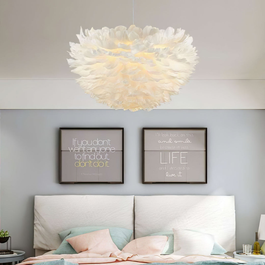 Lampa wisząca z piór gęsich