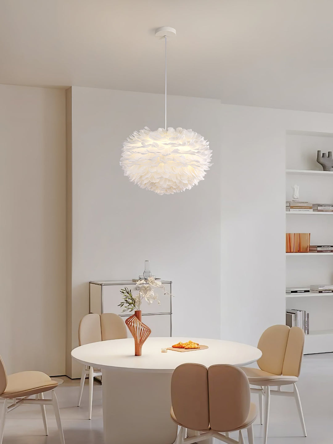 Lampa wisząca z piór gęsich