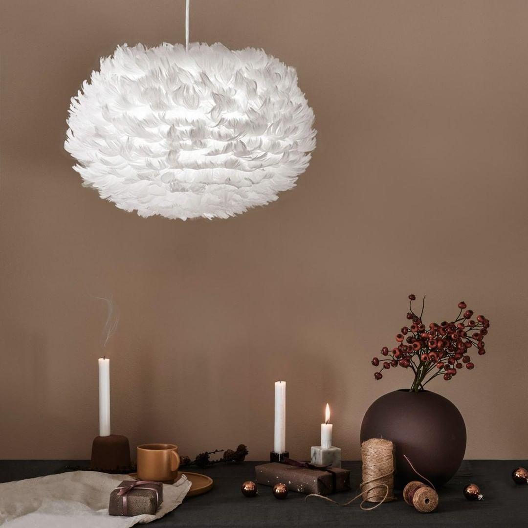 Lampa wisząca z piór gęsich