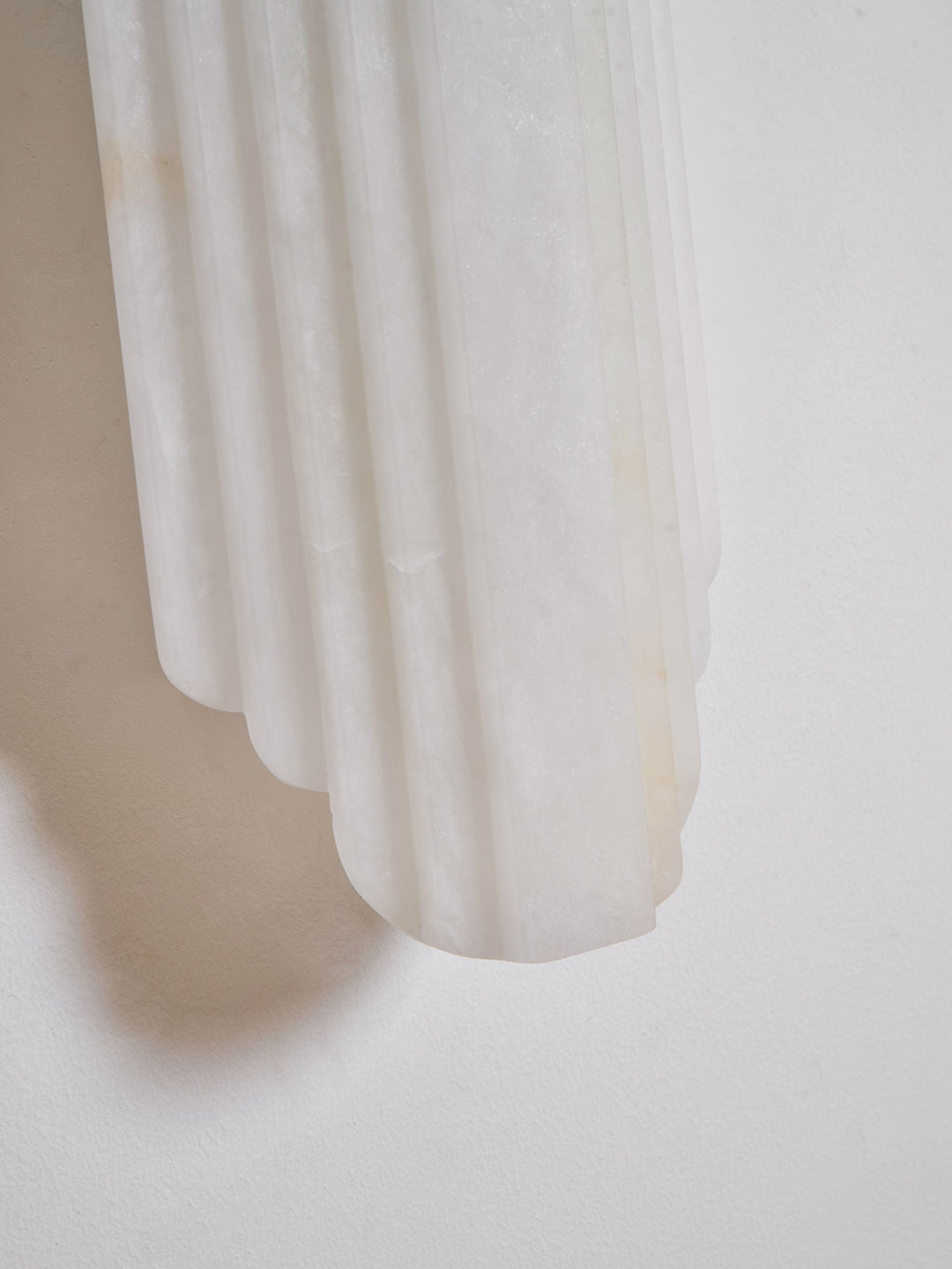 Kinkiet Estelle Alabaster