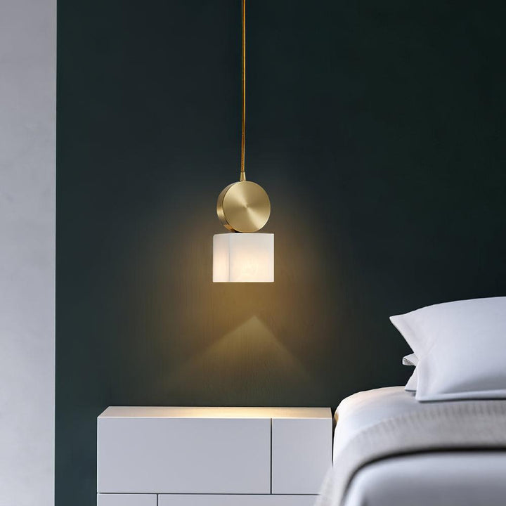 Etruska Lampa Wisząca z Alabastru