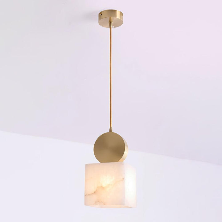 Etruska Lampa Wisząca z Alabastru