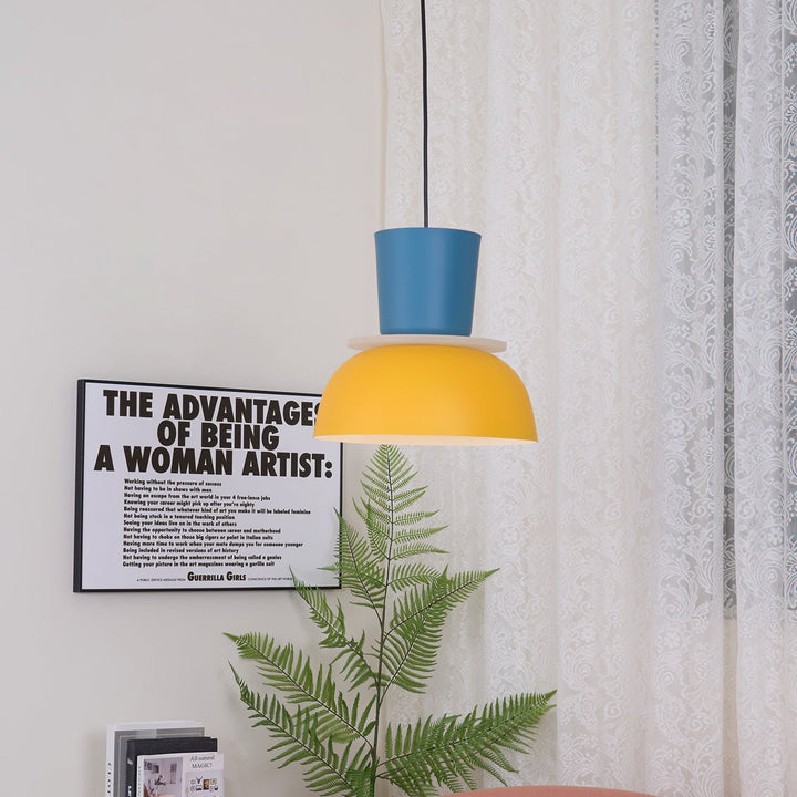 Lampa wisząca z serii Etta
