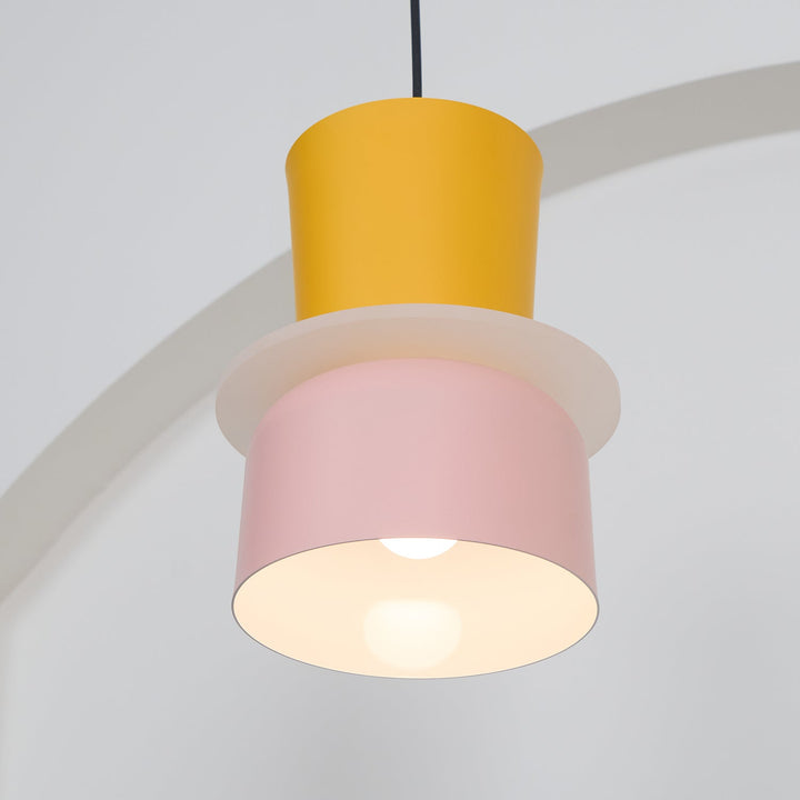 Lampa wisząca z serii Etta
